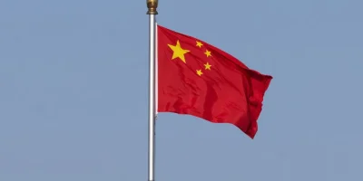 China ignora sanÃ§Ãµes dos EUA contra empresas chinesas por ligaÃ§Ã£o ao IrÃ£