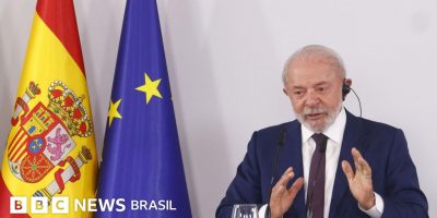 Legenda da foto, O presidente Lula em coletiva de imprensa em Barcelona, na Espanha