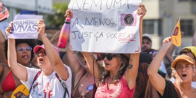 RJ - FEMINICÍDIO/PROTESTO/RIO/ONTEM - GERAL - Manifestantes participaram de protesto realizado n...
