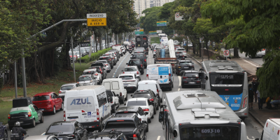 O carro por assinatura é um serviço de aluguel de longo prazo, geralmente com contratos de 12, ...