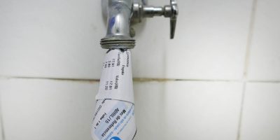 Sao Paulo SP Brasil 05 05 2015 mesmo com racionamentos reducao de pressao Sabesp aumenta a agura ...