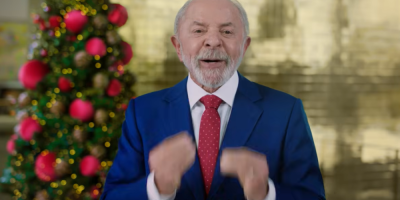 "Não é justo que uma pessoa seja obrigada a trabalhar duro durante seis dias e que tenha apenas...