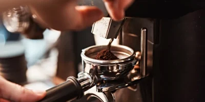 PreÃ§o do cafÃ© cai, mas ainda remunera produtor, e mercado vive incertezas com juros e guerra