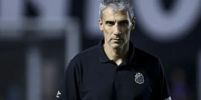 Vojvoda nÃ£o resiste Ã  derrota para o Internacional e nÃ£o Ã© mais o tÃ©cnico do Santos