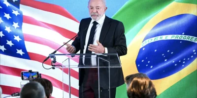 Lula volta a defender Pix apÃ³s tarifaÃ§o e diz que 'contra o Brasil ninguÃ©m ganha mentindo'