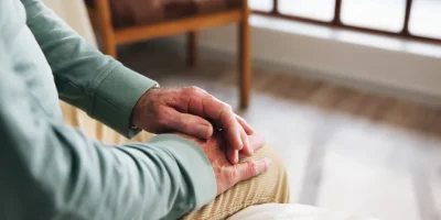 MÃ©dico alerta para sinais precoces de demÃªncia alÃ©m da memÃ³ria