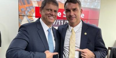 Lula se mantém com 45% das intenções contra Tarcísio e 46% contra Flavio