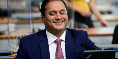 PF mira senador Weverton Rocha (foto) e prende secretário da Previdência em operação contra f...